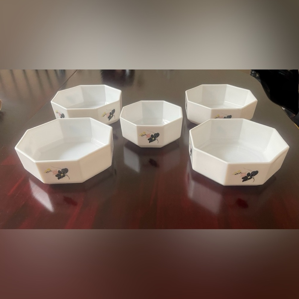 Vintage Anais By Arcopal France Cereal/Soup Set Of 4 Octagonal Bowls